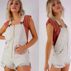 Free People We the Free Sunkissed Jean Cut-Off Short Overall Off White Sz 2 NWT